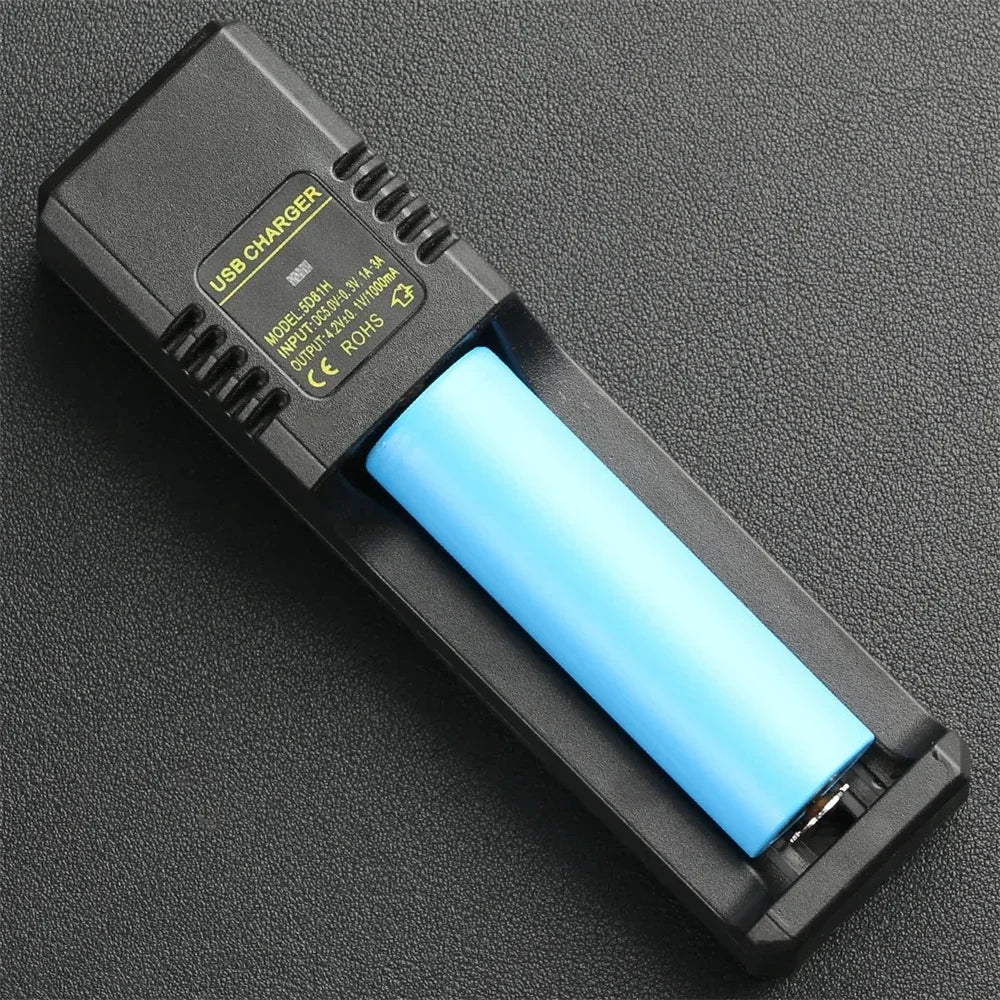 1/2 Slots 18650 Charger 3.7V-4.2V Rechargeable Li-ion Battery Charger Lithium Batteries Charging Adapter For 18650 26650 14500