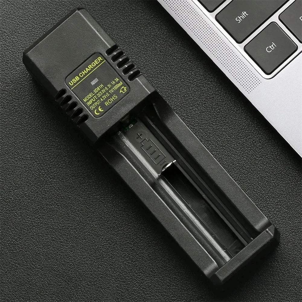 1/2 Slots 18650 Charger 3.7V-4.2V Rechargeable Li-ion Battery Charger Lithium Batteries Charging Adapter For 18650 26650 14500